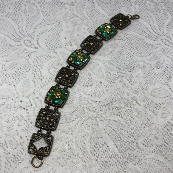 Antique brass tone bejeweled square links sparkling costume statement bracelet. - Picture 1 of 6